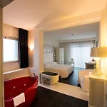 Hotel Mediterraneo 4*