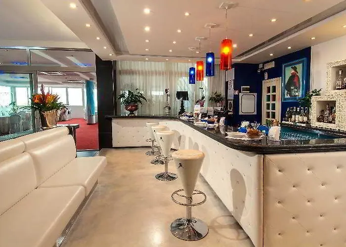 Mediterraneo Hotel 4*