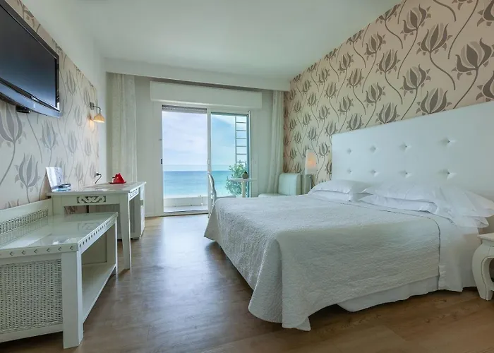 Mediterraneo Szálloda 4*