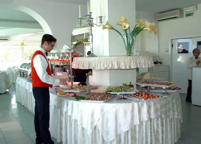 Mediterraneo Hotel 4*